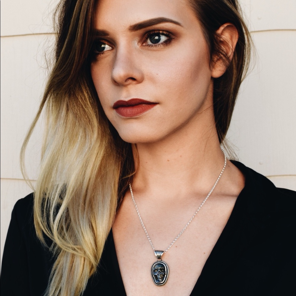 Meet your Posher, Natalie